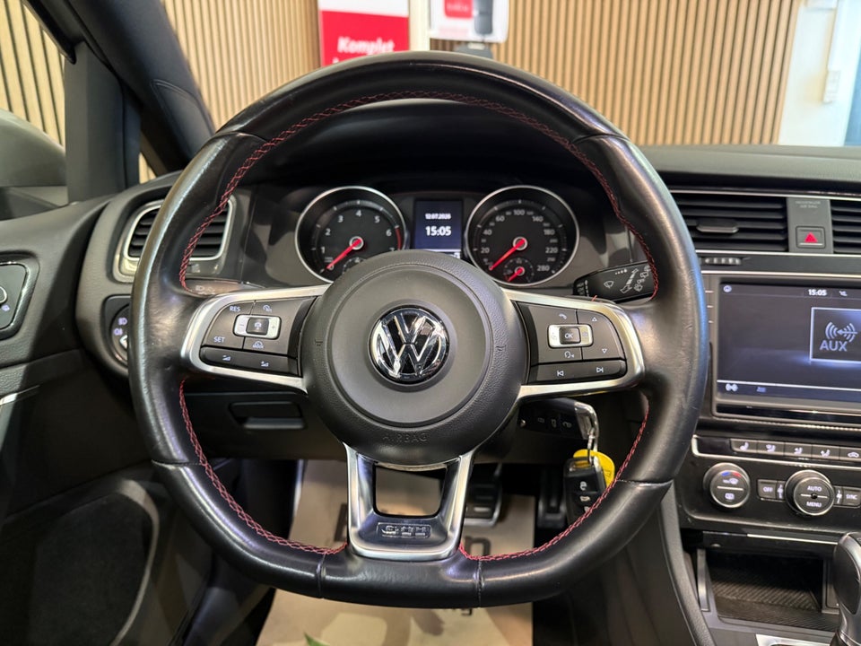 VW Golf VII 2,0 GTi Performance DSG BMT 3d