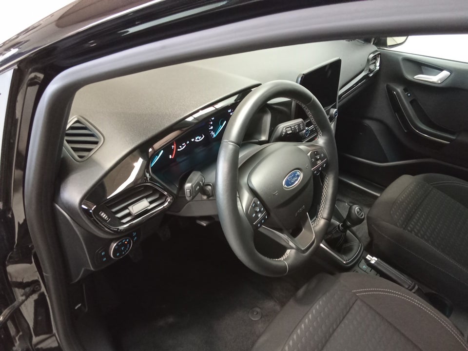 Ford Fiesta 1,0 EcoBoost mHEV Titanium X 5d