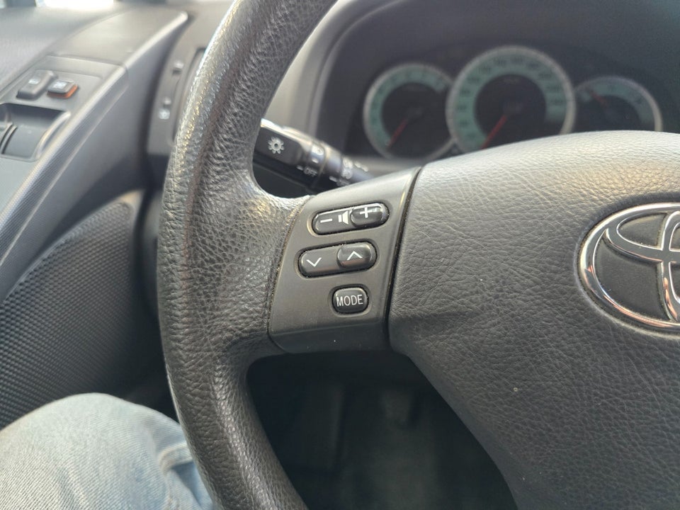 Toyota Corolla Verso 1,6 Terra 7prs 5d