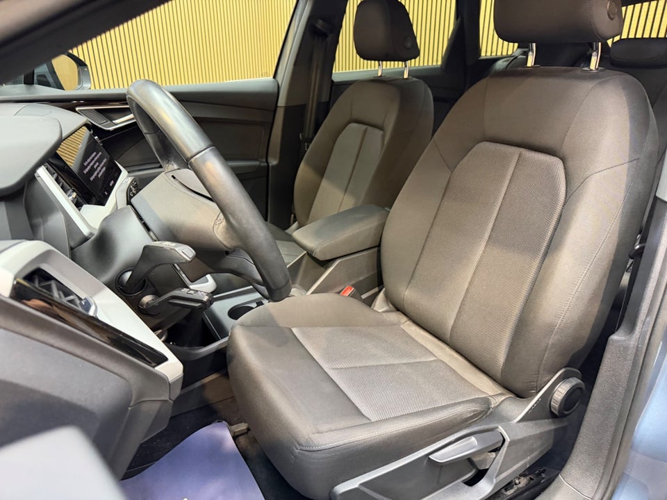 Audi Q4 e-tron 40  5d