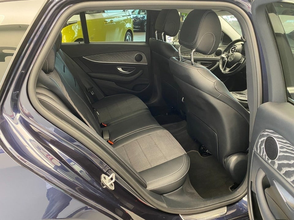 Mercedes E300 de 2,0 stc. aut. 4Matic 5d