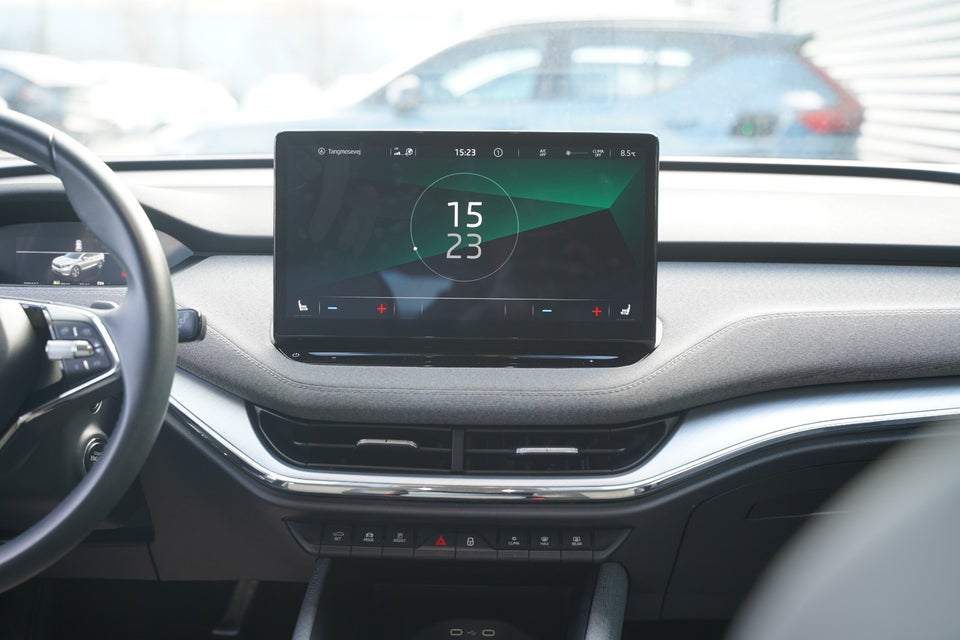 Skoda Enyaq 60 iV Loft 5d