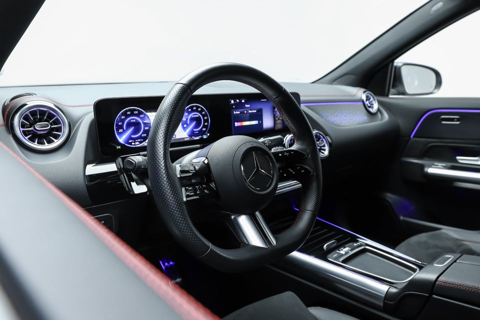 Mercedes EQA250+ AMG Advance 5d