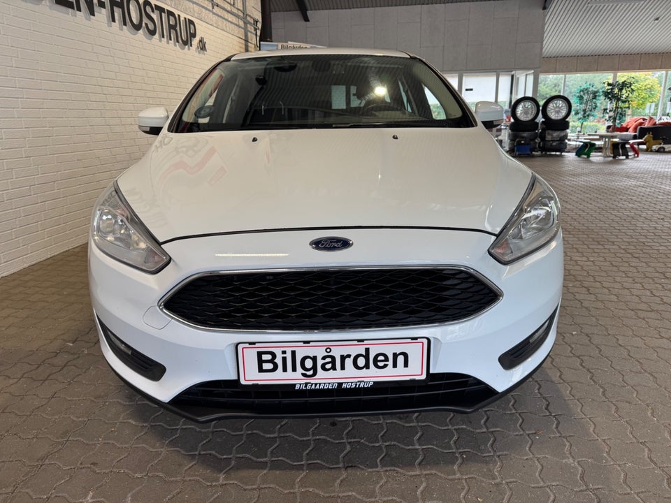 Ford Focus 1,5 TDCi 95 Business stc. 5d