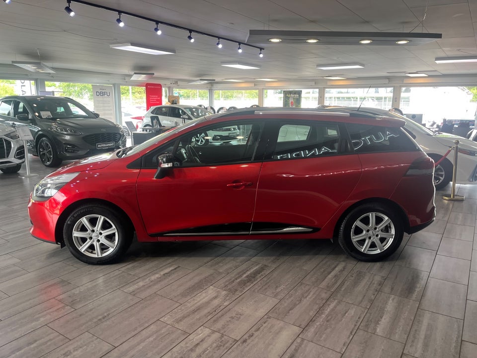 Renault Clio IV 0,9 TCe 90 Expression Sport Tourer 5d