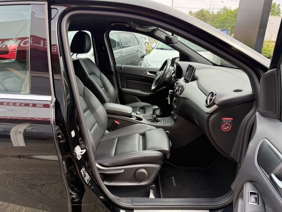 Mercedes B180 d 1,5 Business 5d