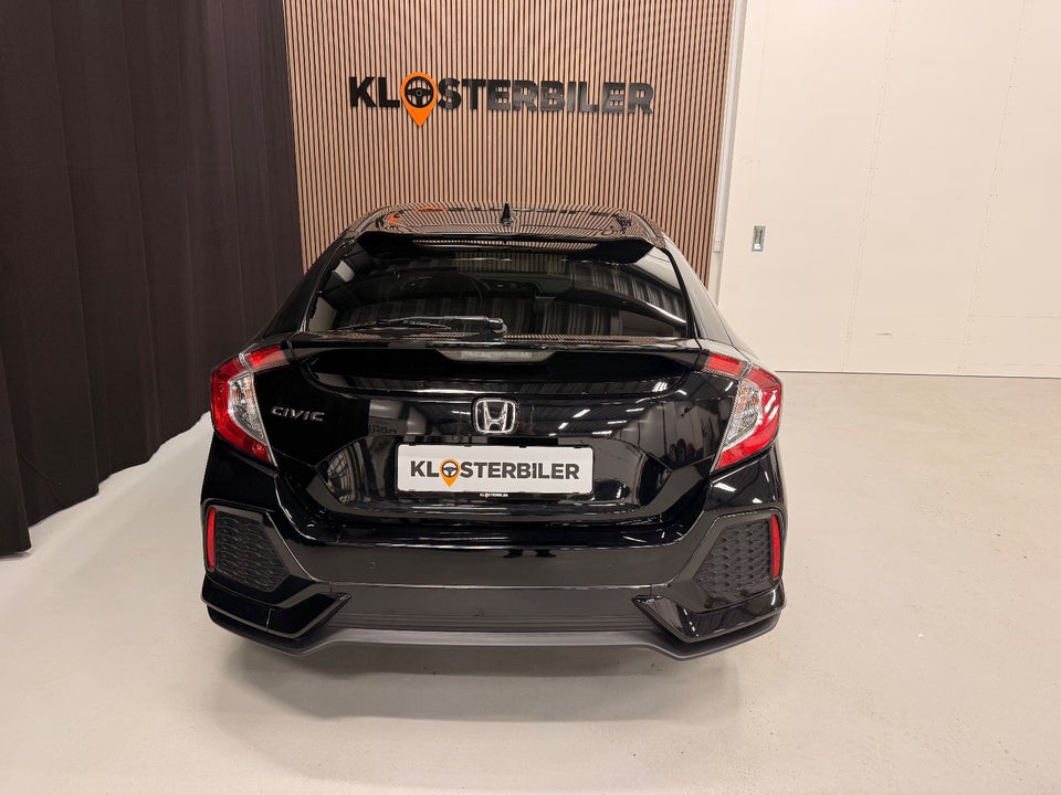 Honda Civic 1,0 VTEC Turbo Elegance CVT 5d