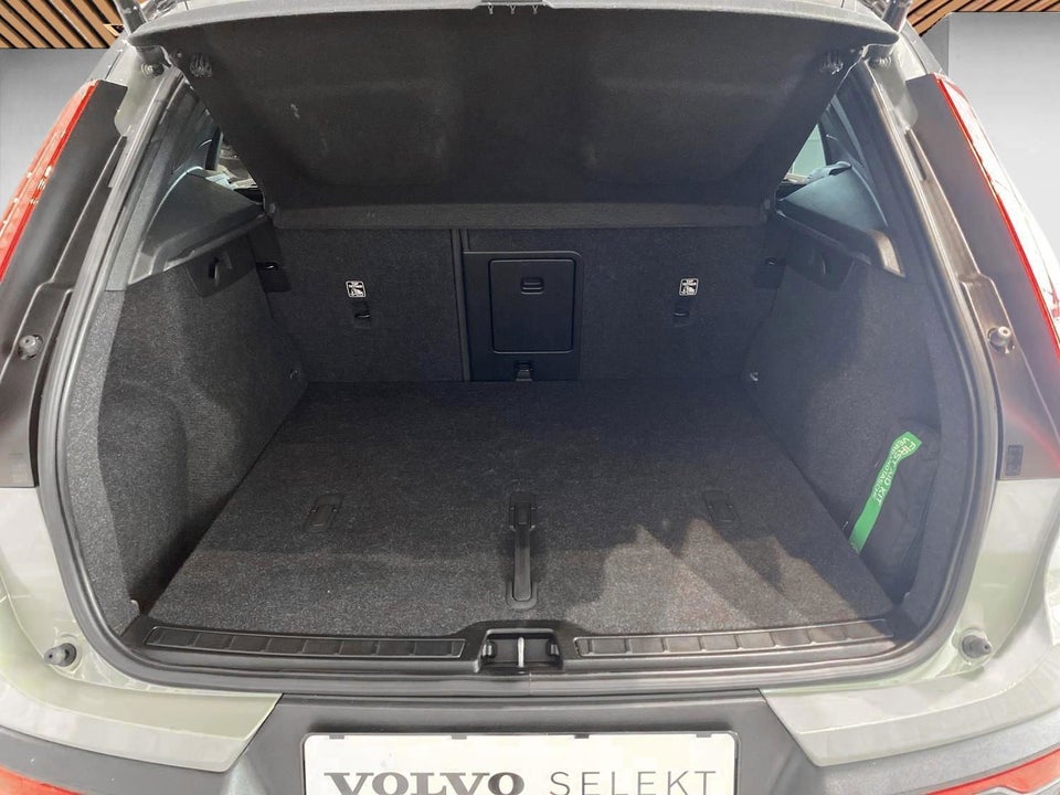 Volvo XC40 P8 ReCharge Twin Pro 5d