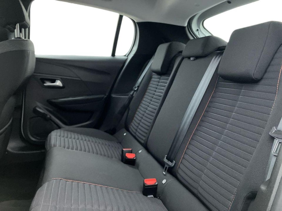 Peugeot e-208 50 Active 5d