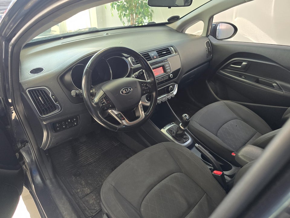 Kia Rio 1,4 CVVT Attraction 5d