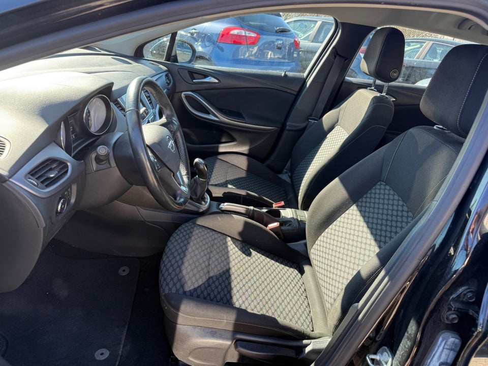 Opel Astra 1,0 T 105 Enjoy Sports Tourer 5d