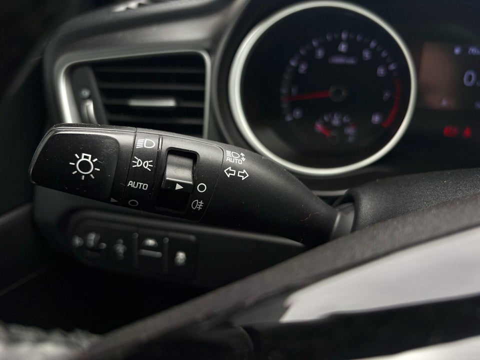 Kia Ceed 1,4 T-GDi Vision SW 5d