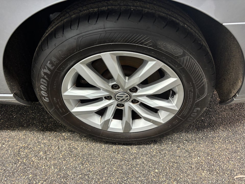 VW Passat 1,4 TSi 150 Comfortline DSG 4d