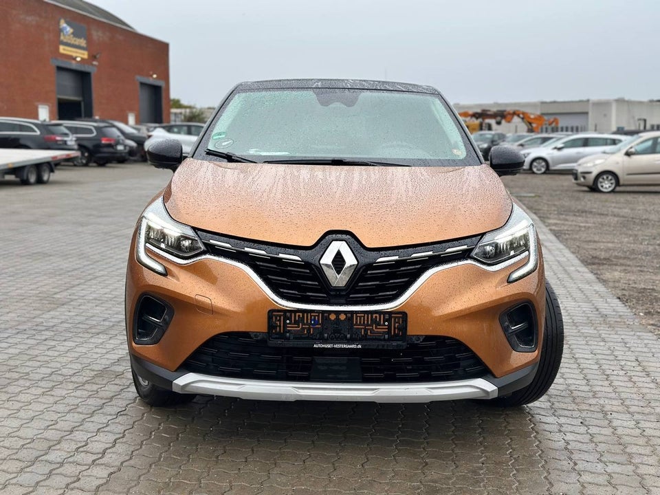 Renault Captur 1,6 E-Tech Intens 5d