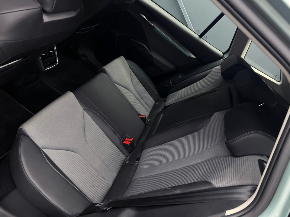 Skoda Enyaq 50 iV 5d