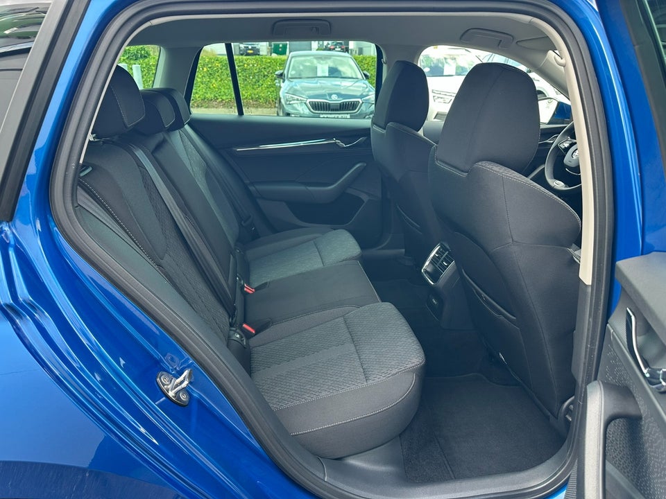 Skoda Octavia 1,4 TSi iV Plus Combi DSG 5d