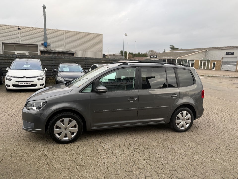 VW Touran 1,6 TDi 105 Comfortline BMT 7prs 5d