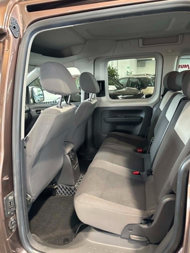 VW Caddy 1,6 TDi 75 Trendline BMT 5d