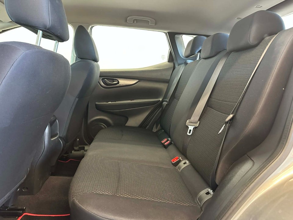 Nissan Qashqai 1,2 Dig-T 115 Acenta 5d