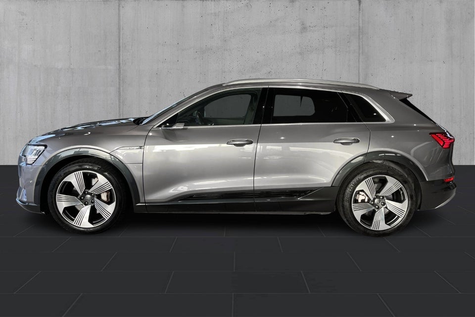 Audi e-tron 55 S-line quattro 5d