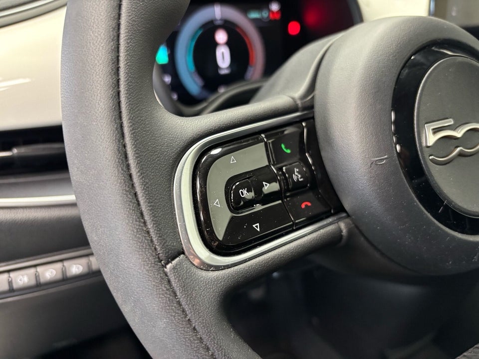 Fiat 500e 42 Icon 3d