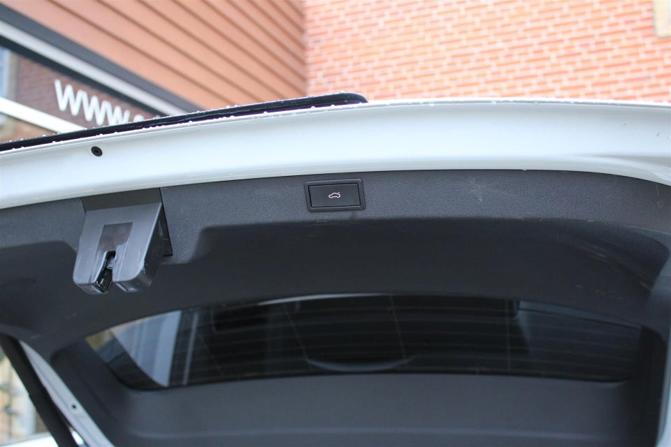 Skoda Enyaq 60 iV Lounge 5d