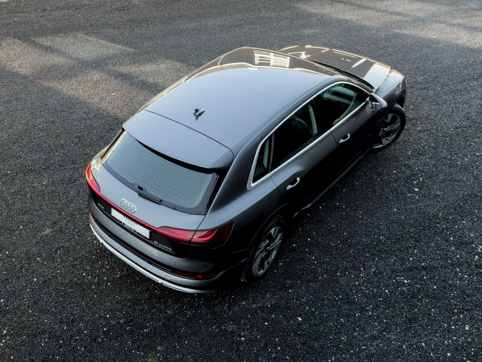 Audi e-tron 50 quattro 5d