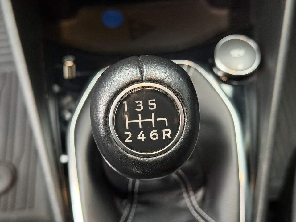 Ford Fiesta 1,0 EcoBoost Titanium X 5d