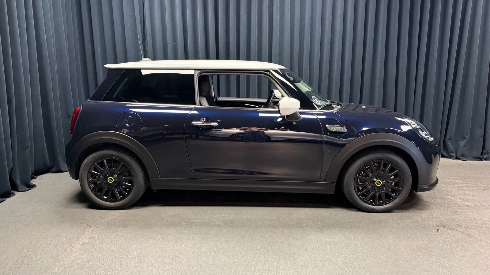 MINI Cooper SE Classic 3d