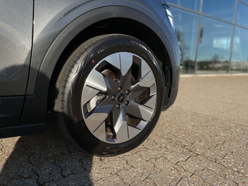 Ford Explorer 82 Premium Extended Range 5d