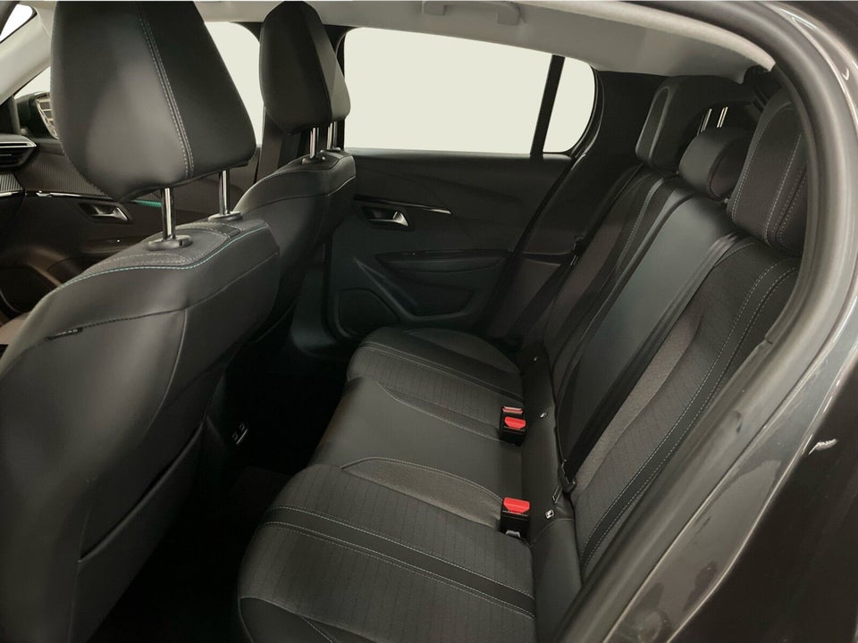 Peugeot 208 1,2 PureTech 100 Evolution 5d