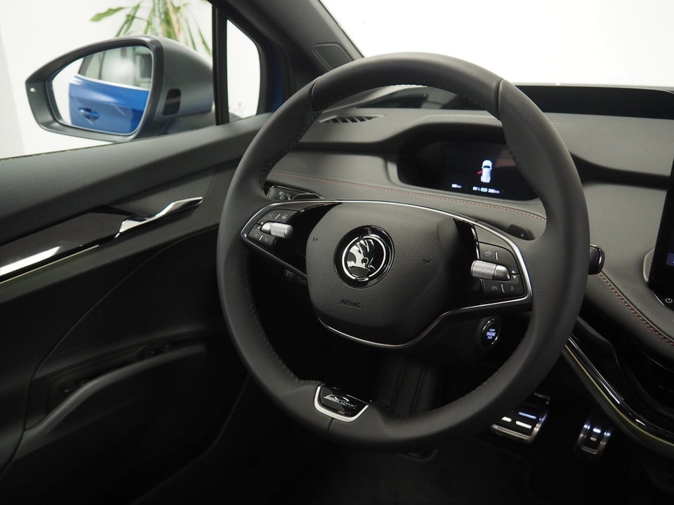 Skoda Enyaq 85x iV Laurin & Klement 5d