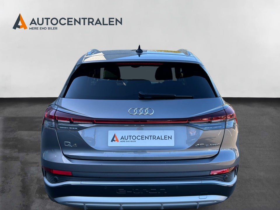 Audi Q4 e-tron 40 S-line 5d