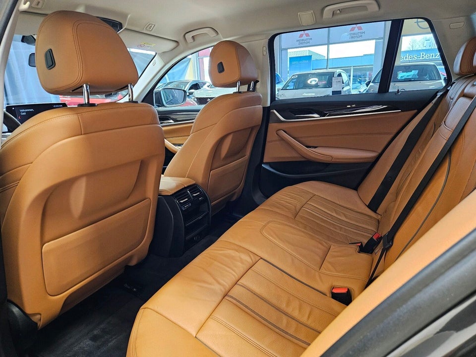 BMW 520d 2,0 Touring Connected aut. 5d