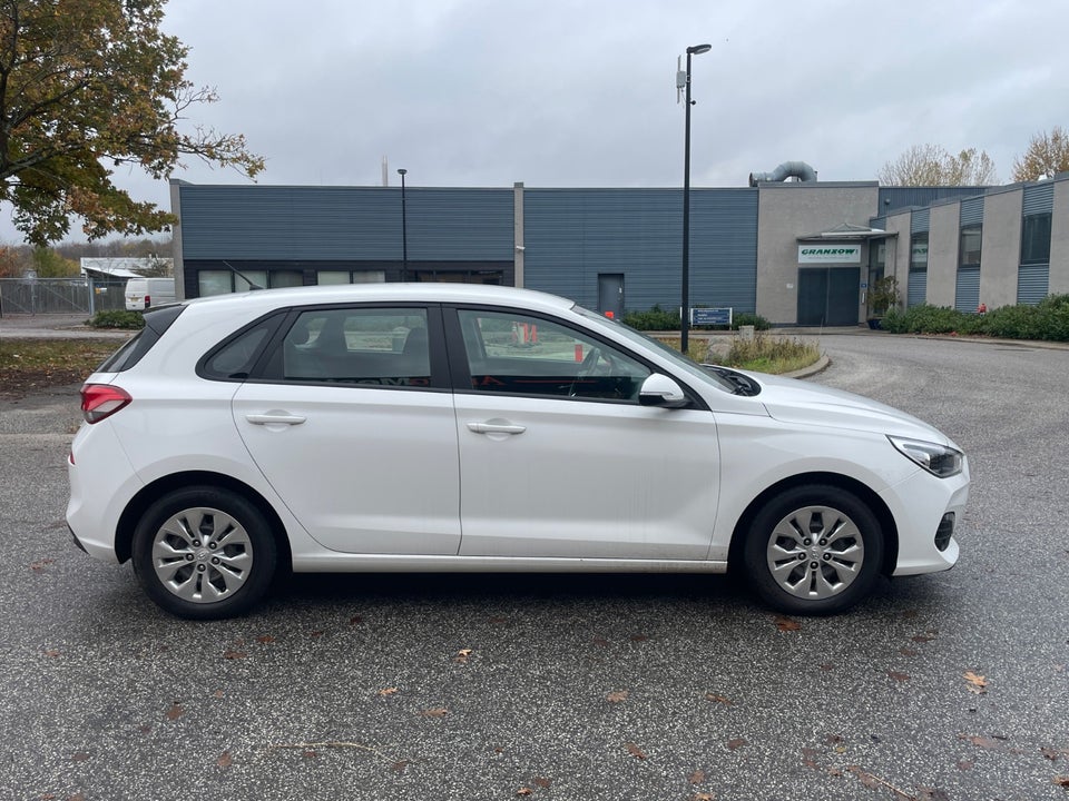 Hyundai i30 1,0 T-GDi Premium 5d