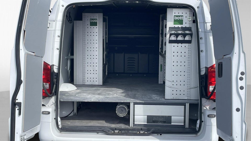 Mercedes Vito 114 2,0 CDi Complete aut. L RWD