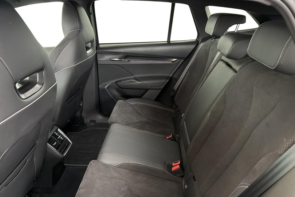 Skoda Enyaq 60 iV Sportline 5d