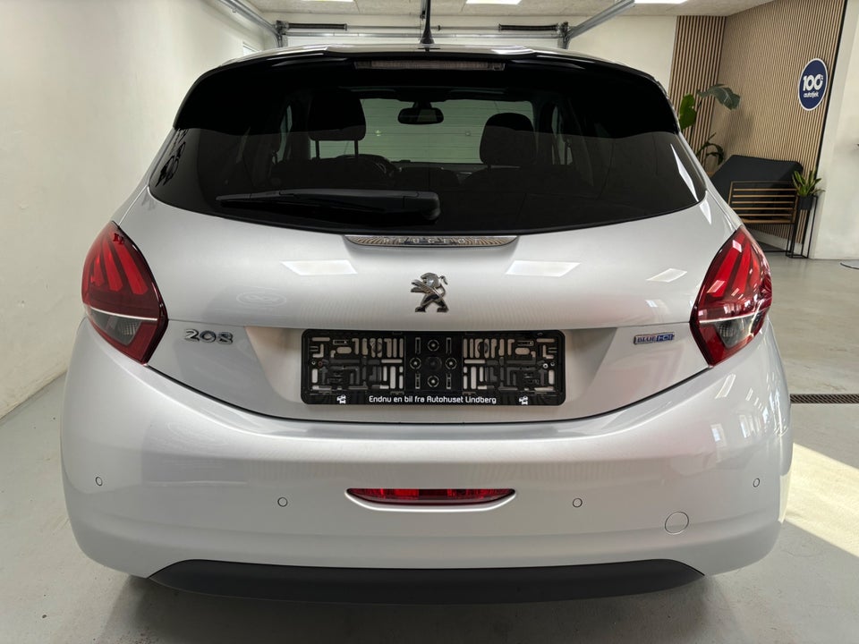 Peugeot 208 1,6 BlueHDi 100 Desire Sky 5d