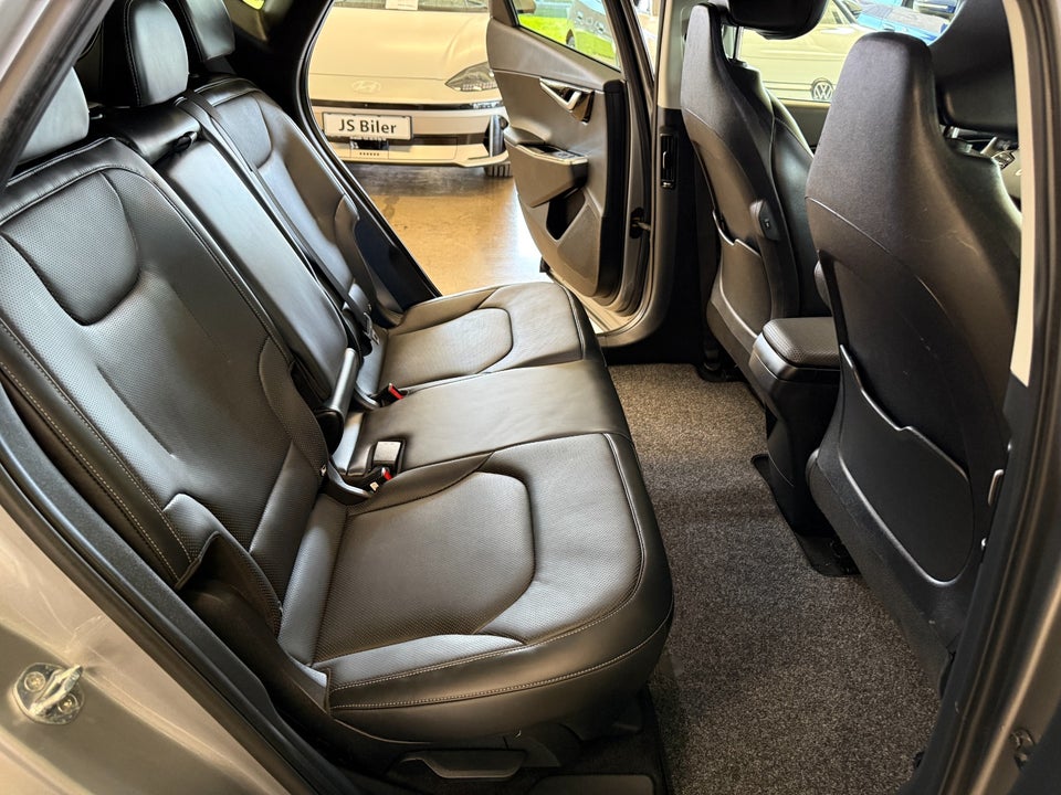 Kia EV6 77 Long Range Upgrade 5d