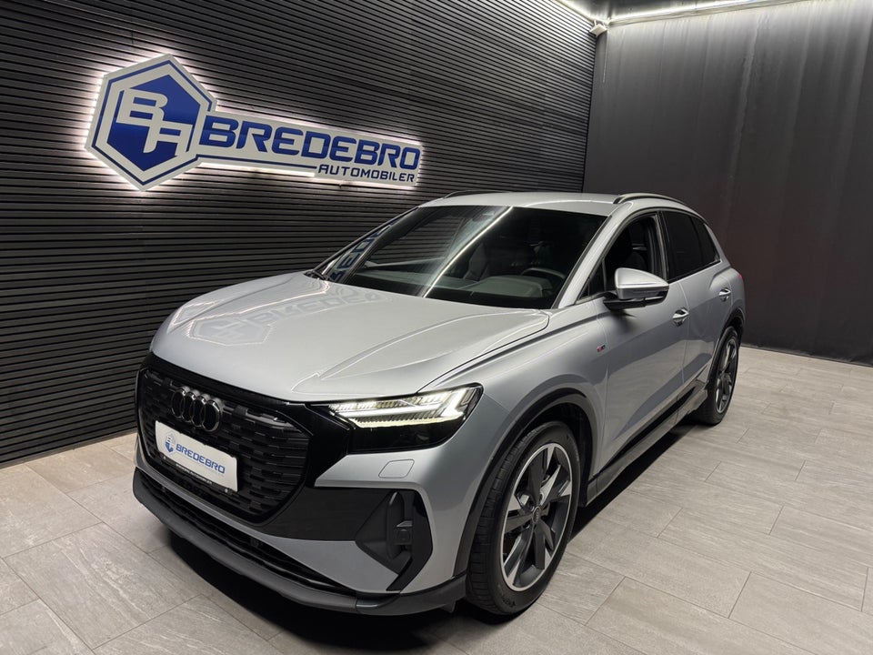 Audi Q4 e-tron 45 S-line 5d