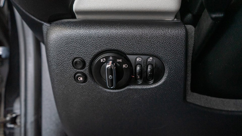 MINI Cooper SE Edition Premium Plus 3d