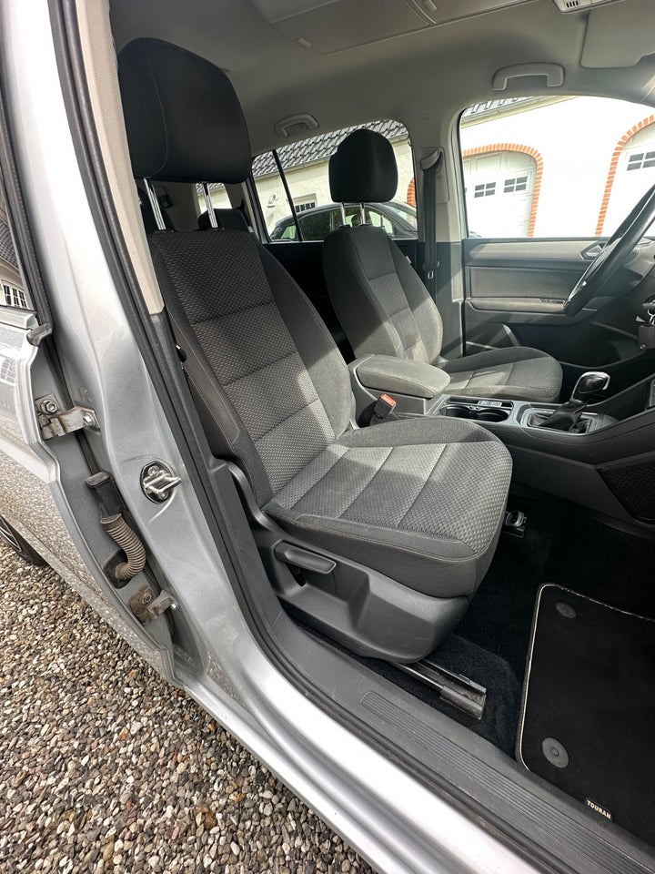 VW Touran 1,6 TDi 115 Comfortline DSG 5d