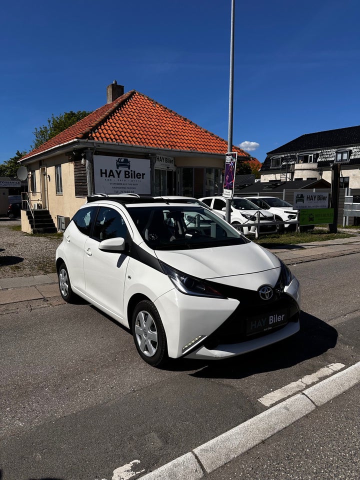 Toyota Aygo 1,0 VVT-i x-sky 5d