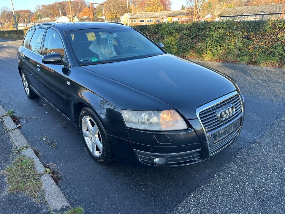 Audi A6 2,0 TDi 140 Avant Multitr. 5d