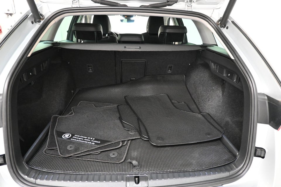 Skoda Octavia 1,4 TSi iV Style Combi DSG 5d