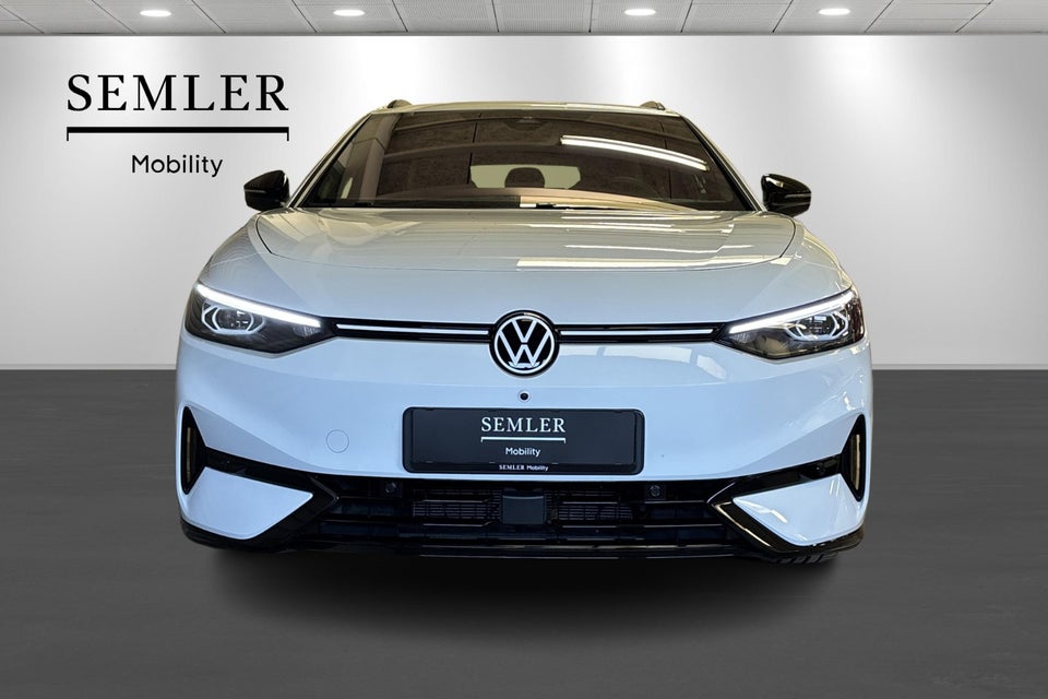 VW ID.7 77 Style+ Tourer 5d