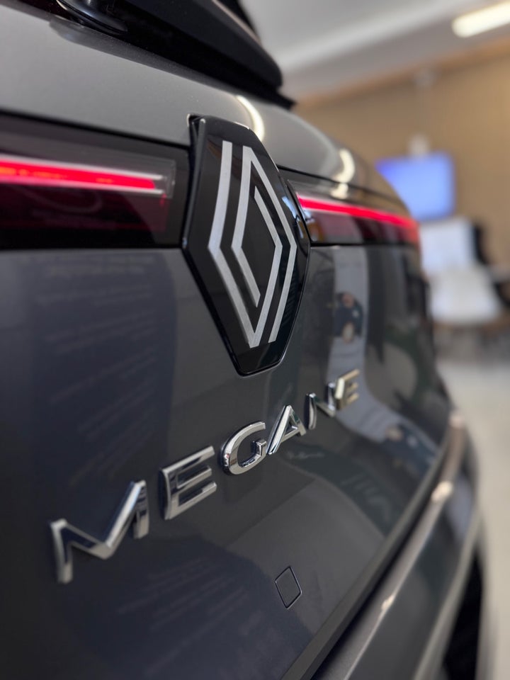 Renault Megane E-Tech 60 Iconic 5d