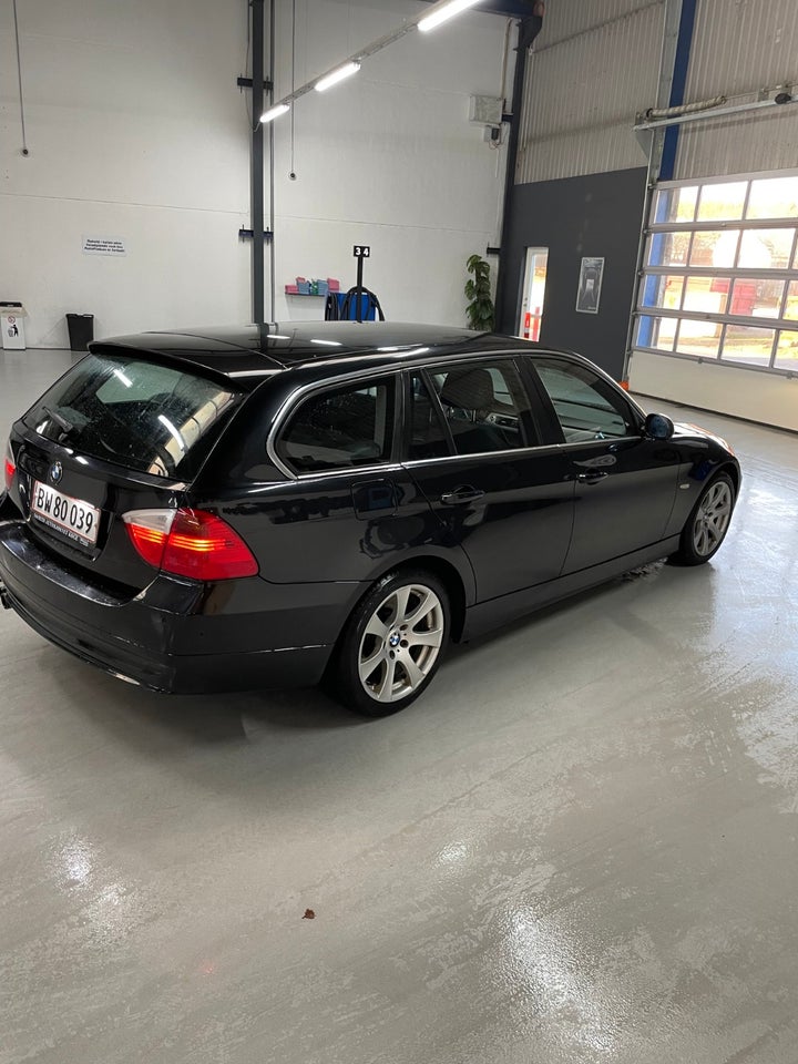 BMW 325i 3,0 Touring 5d