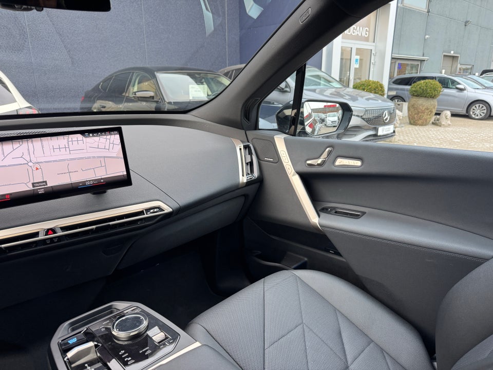 BMW iX xDrive40 5d
