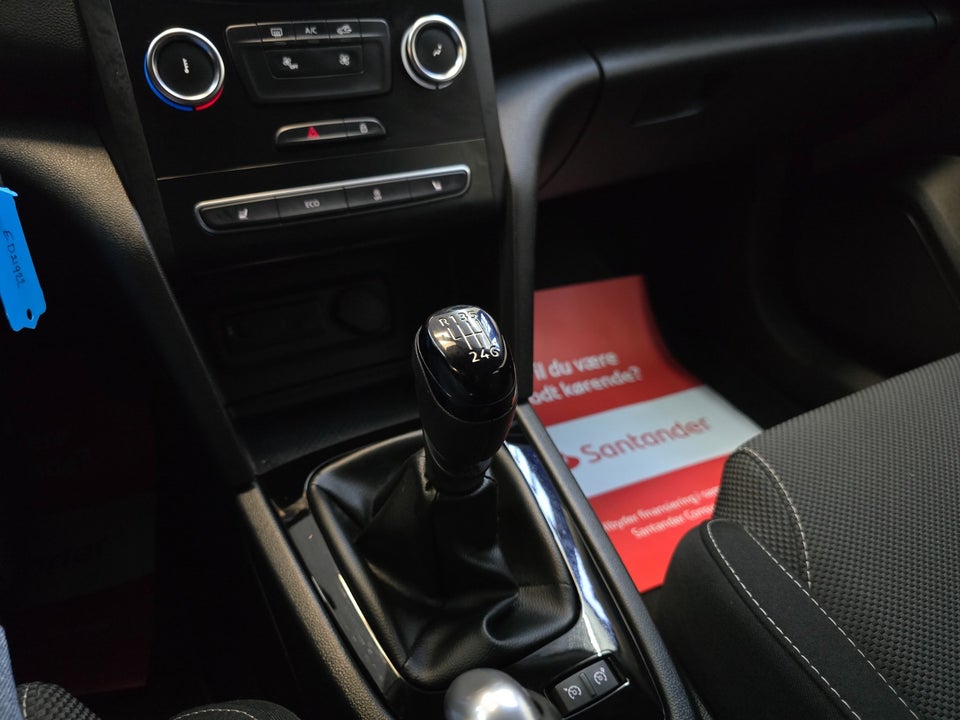 Renault Megane IV 1,2 TCe 100 Life 5d